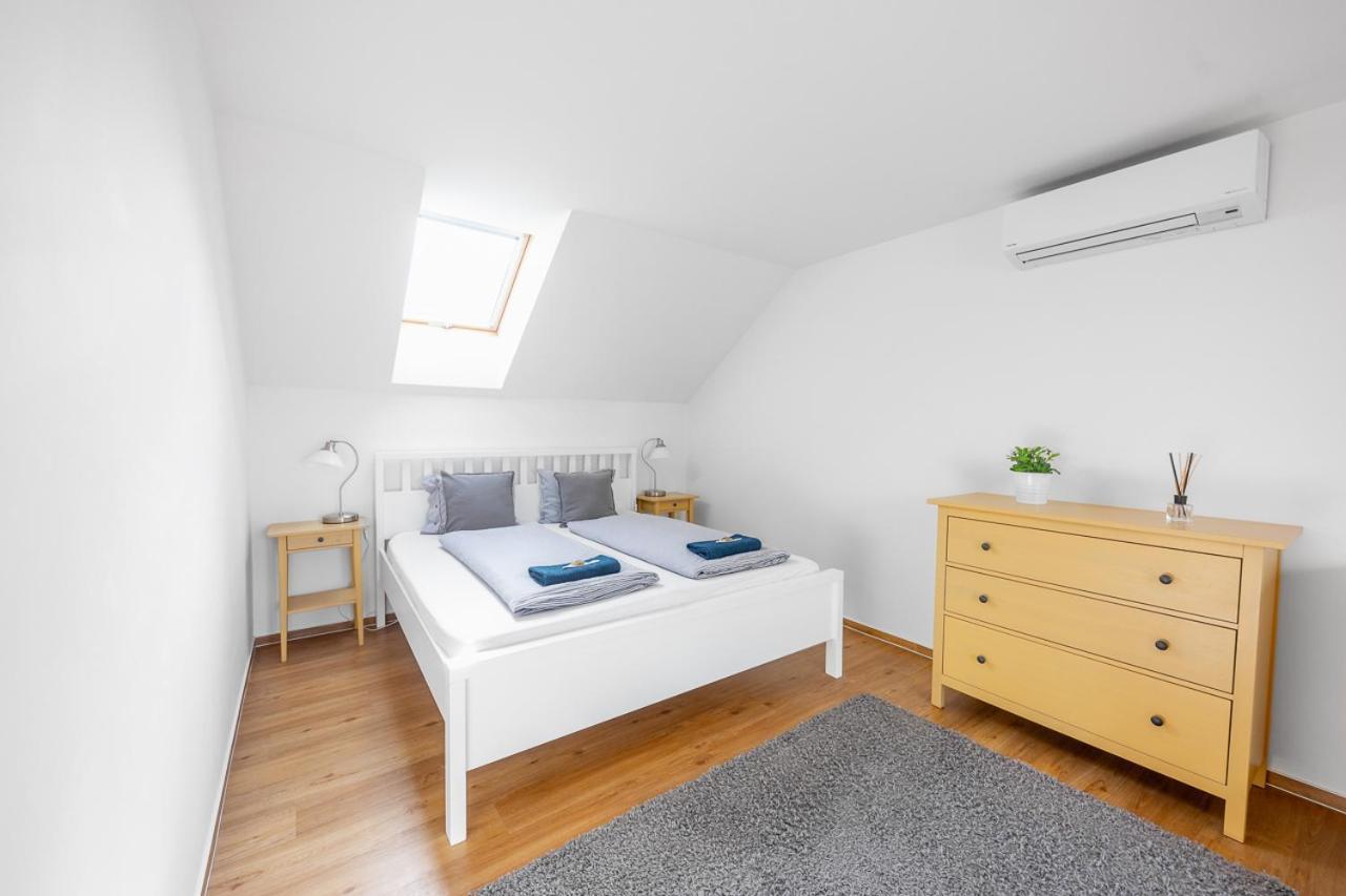Apartman Ema Dolni Dunajovice Ngoại thất bức ảnh